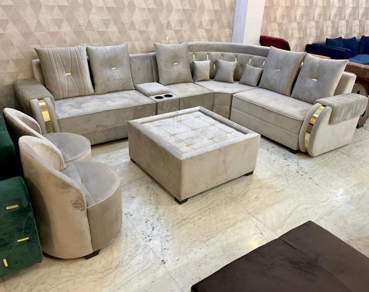 Elegant Sofa from the Factory Outlet - Durable and Stylish